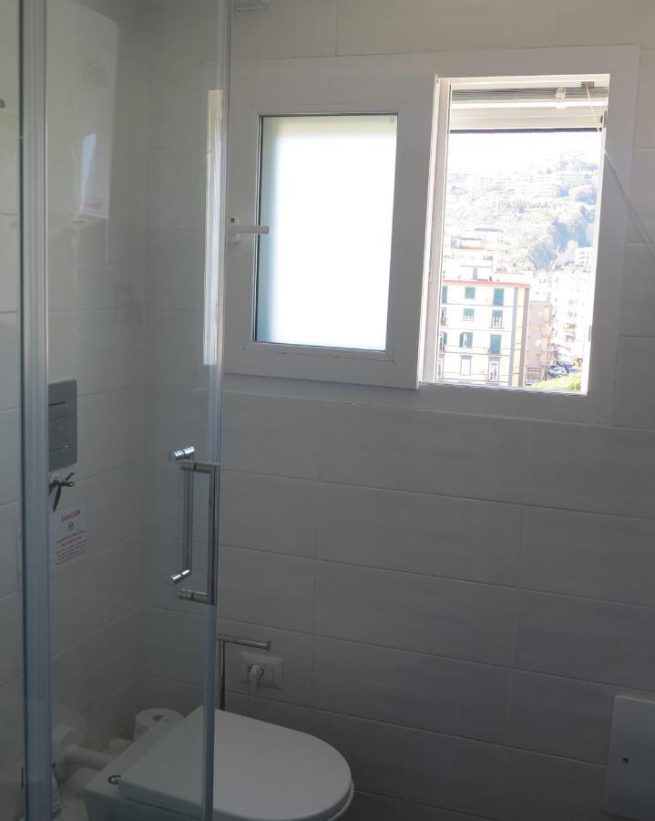 Bonbonniere In Chiaia District Apartment Наполи Екстериор снимка