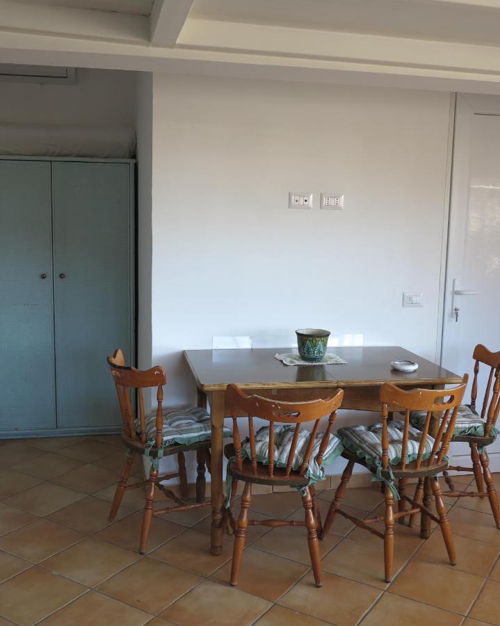 Bonbonniere In Chiaia District Apartment Наполи Екстериор снимка