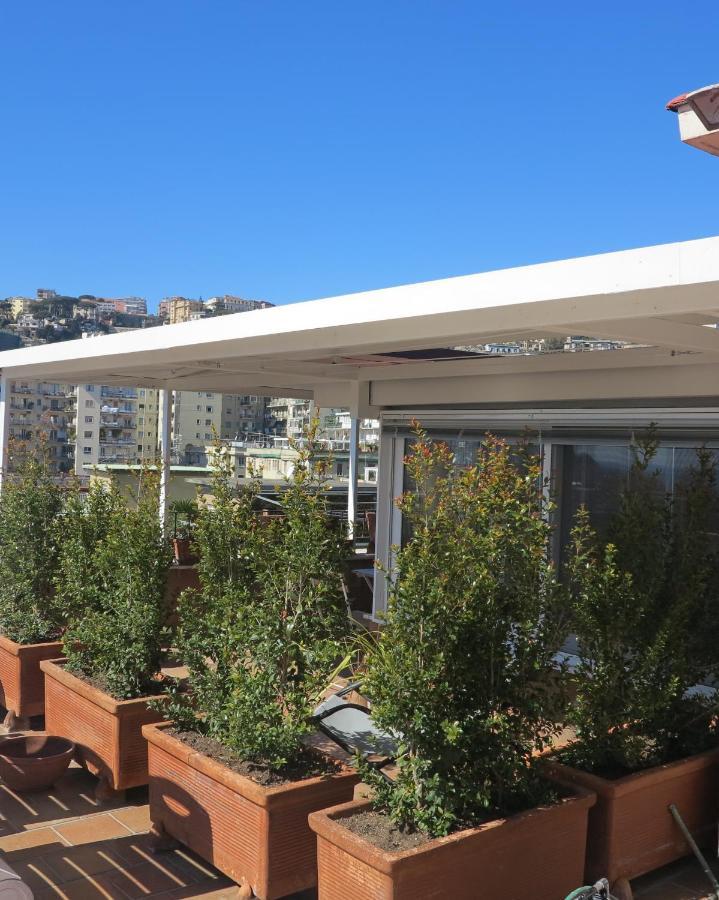 Bonbonniere In Chiaia District Apartment Наполи Екстериор снимка